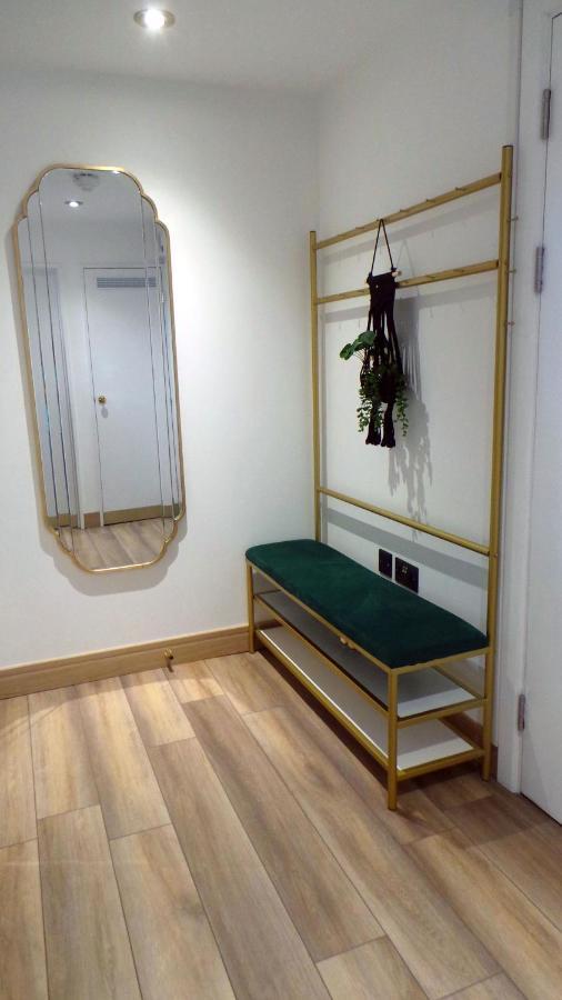 Luxury 1 Bedroom Duplex With Free Parking พลีมัธ ภายนอก รูปภาพ