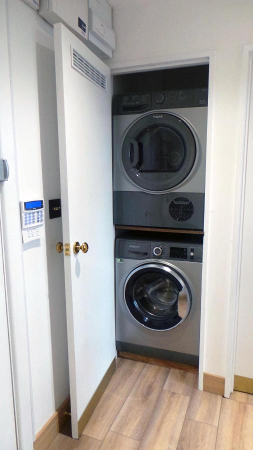 Luxury 1 Bedroom Duplex With Free Parking พลีมัธ ภายนอก รูปภาพ